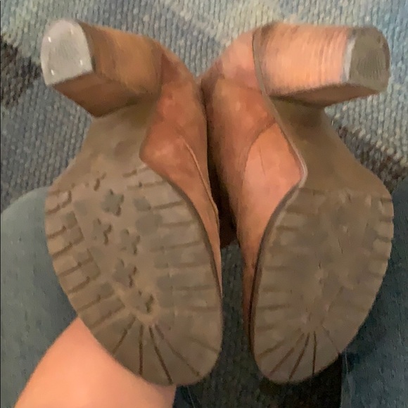 Steve Madden - brown leather lace up heeled boot - Picture 4 of 4